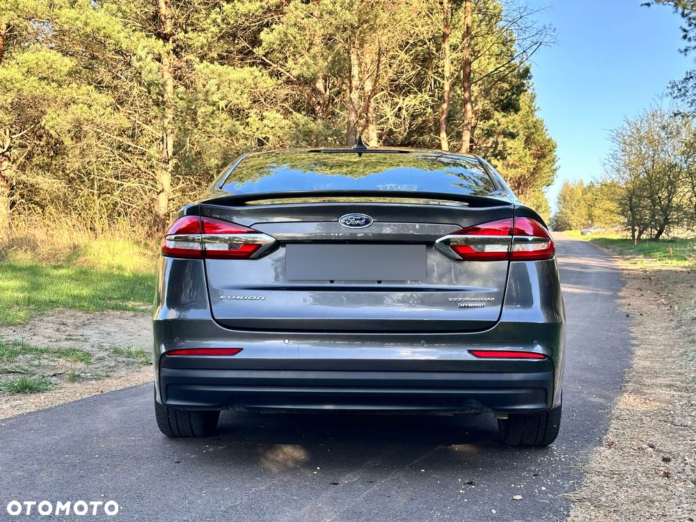 Ford Mondeo 2.0 Hybrid Titanium - 4