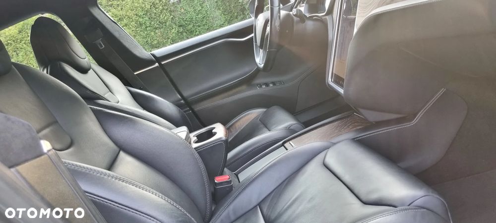 Tesla Model S Long Range Plus - 27