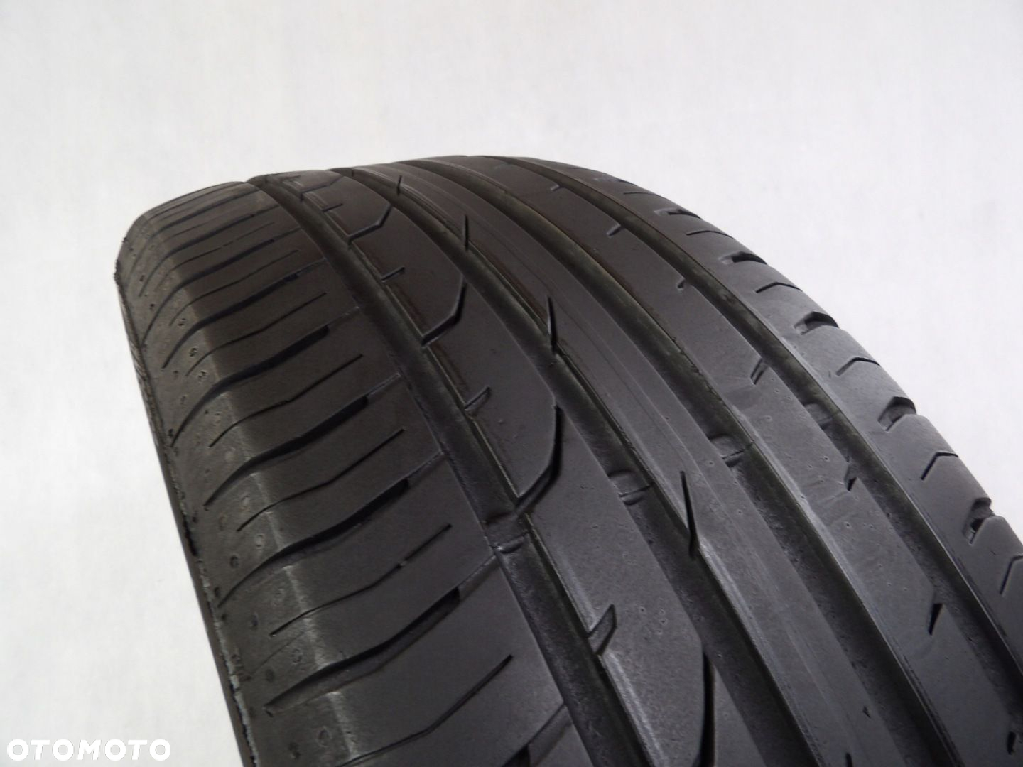 1X opona 235/55R18 CONTINENTAL CONTIPREMIUMCONTACT 2 - 2