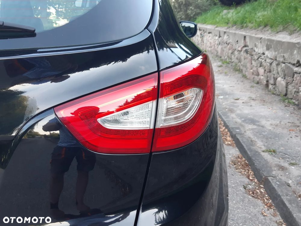 Hyundai ix35 1.7 CRDi Premium 2WD - 16