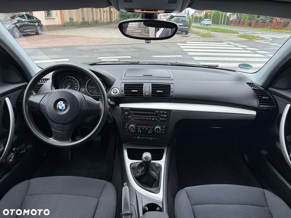 BMW Seria 1 116d DPF Edition Sport - 9