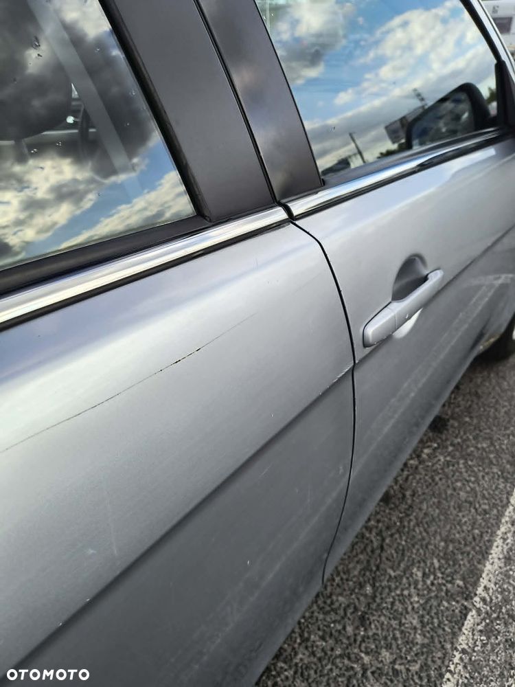 Mitsubishi Lancer 1.8 Invite - 15