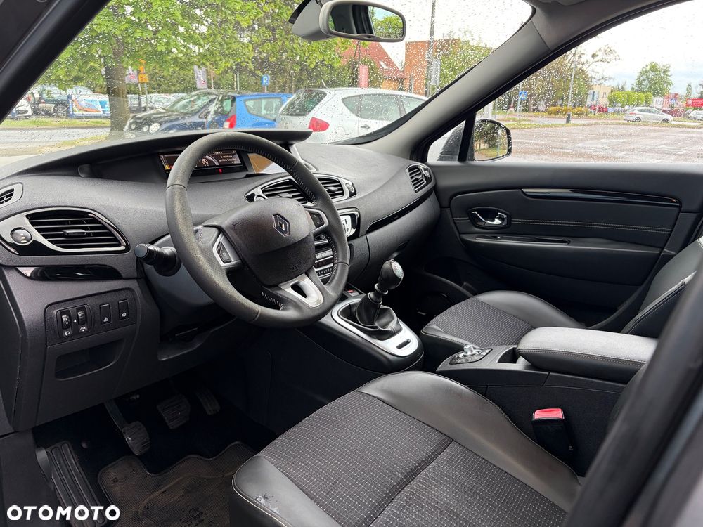 Renault Scenic Energy dCi 110 S&S Bose Edition - 19