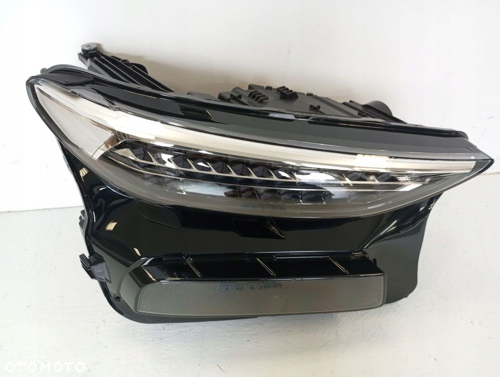 LAMPA PRAWA MATRIX AUDI Q6 E-TRON 85H941040H - 7