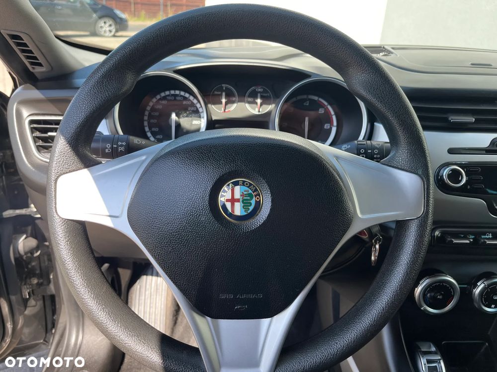 Alfa Romeo Giulietta - 24