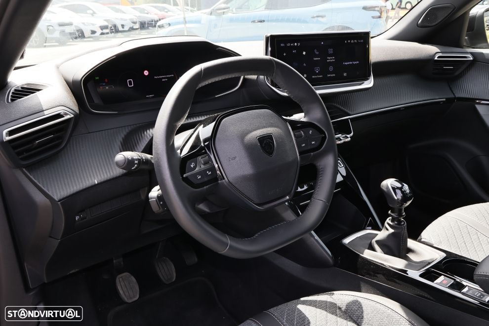 Peugeot 2008 1.2 Allure - 13