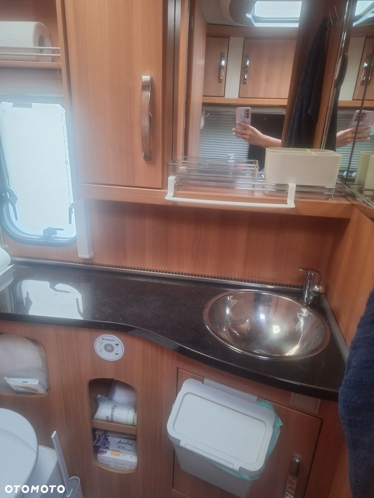 Hymer-Eriba Nova - 9
