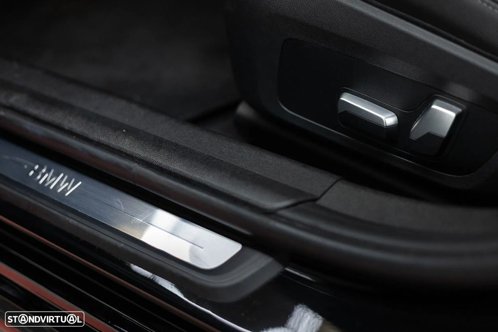 BMW 320 e Aut. Sport Line - 44