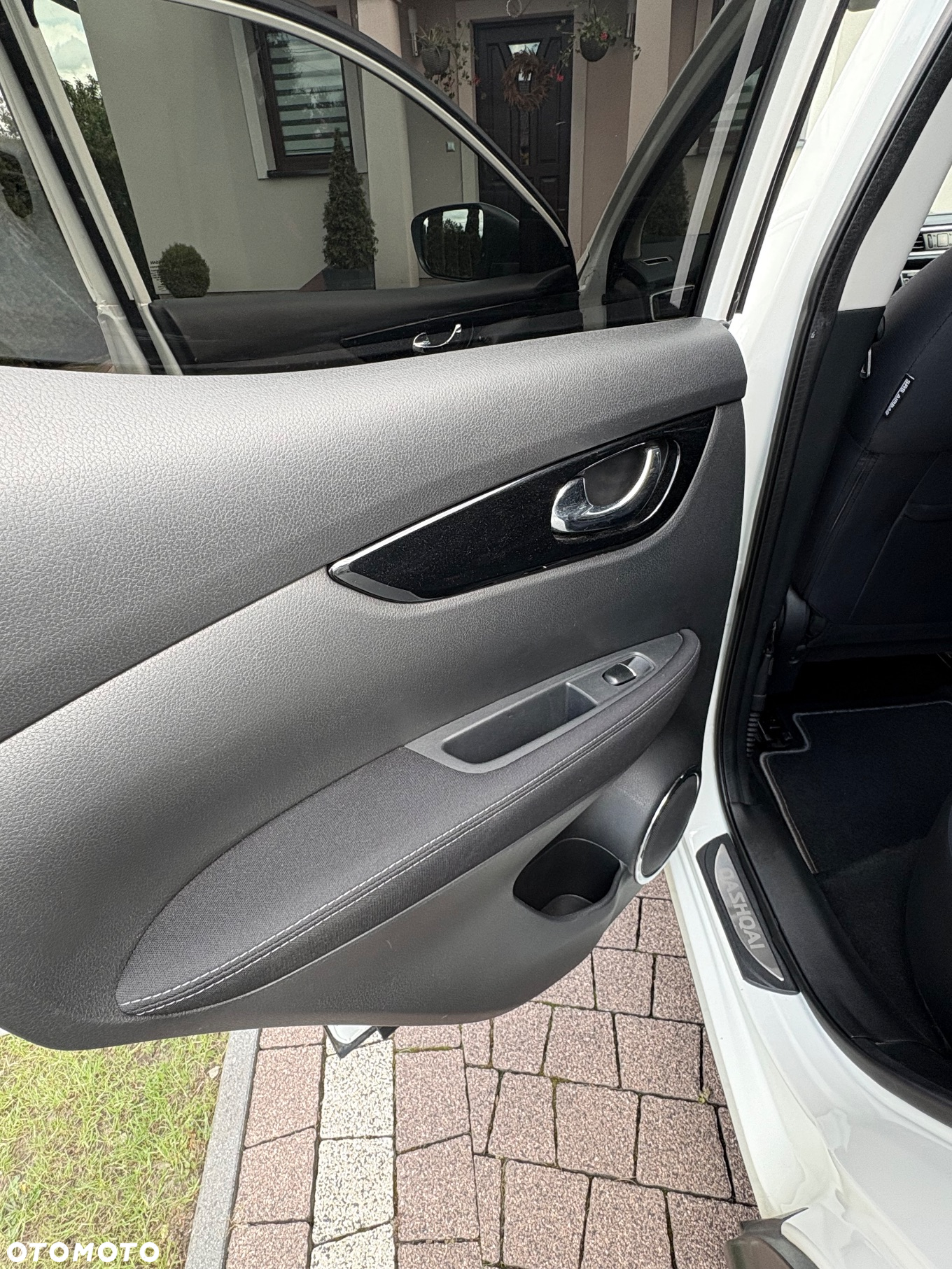 Nissan Qashqai 1.6 DCi 4x4 N-Connecta EU6 - 20