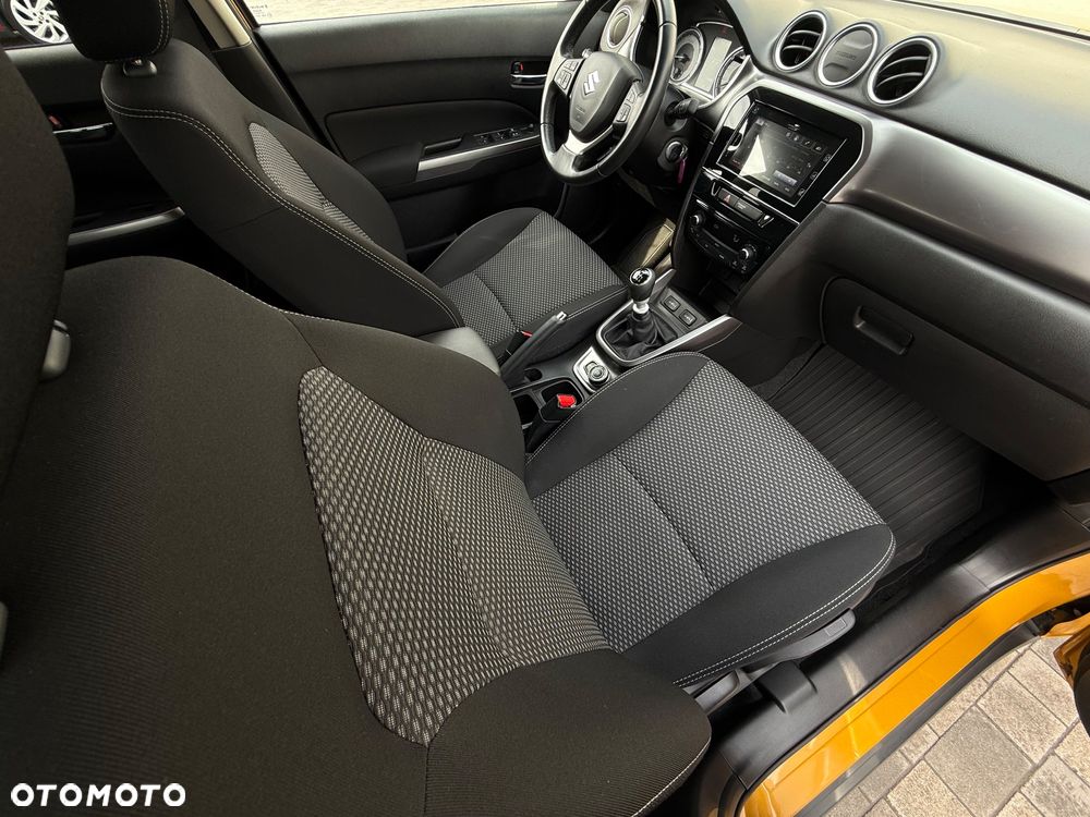 Suzuki Vitara 1.4 Boosterjet Hybrid Allgrip Comfort+ - 30