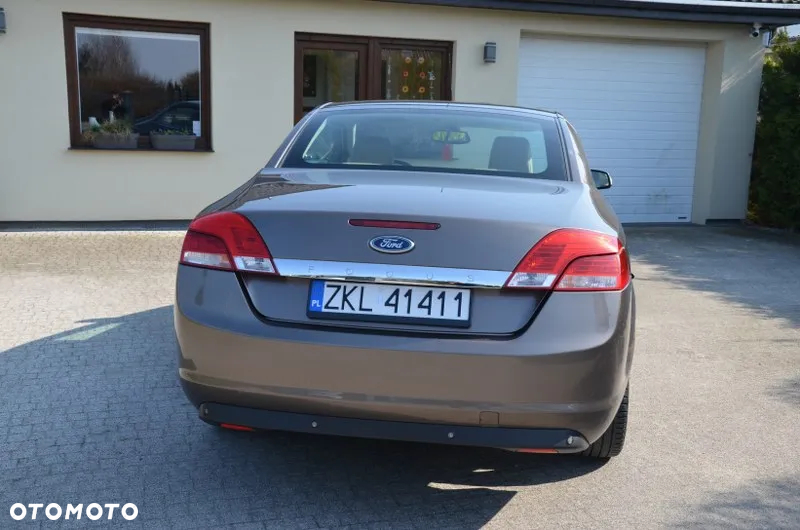 Ford Focus Coupe-Cabriolet 2.0 TDCi DPF Titanium - 5