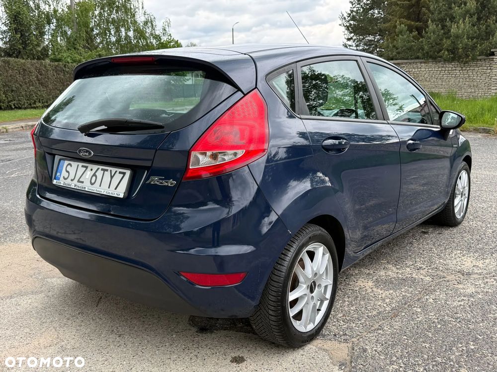 Ford Fiesta 1.25 Trend - 32
