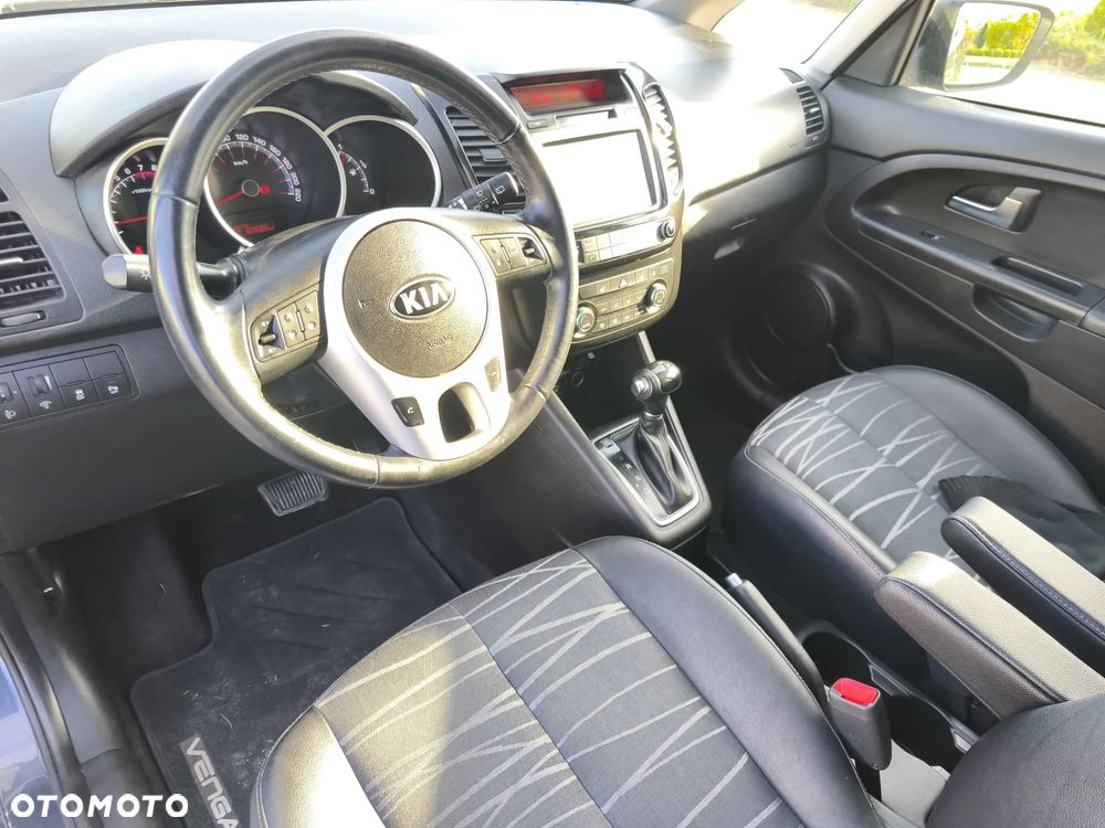 Kia Venga - 6