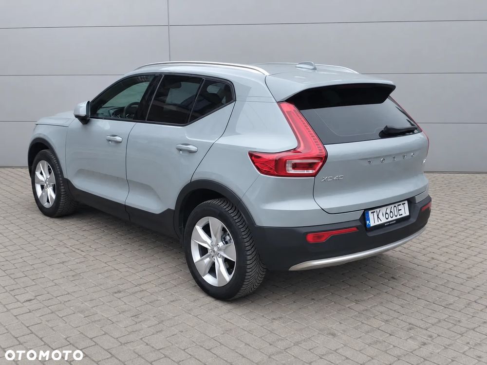 Volvo XC 40 T2 Core - 3