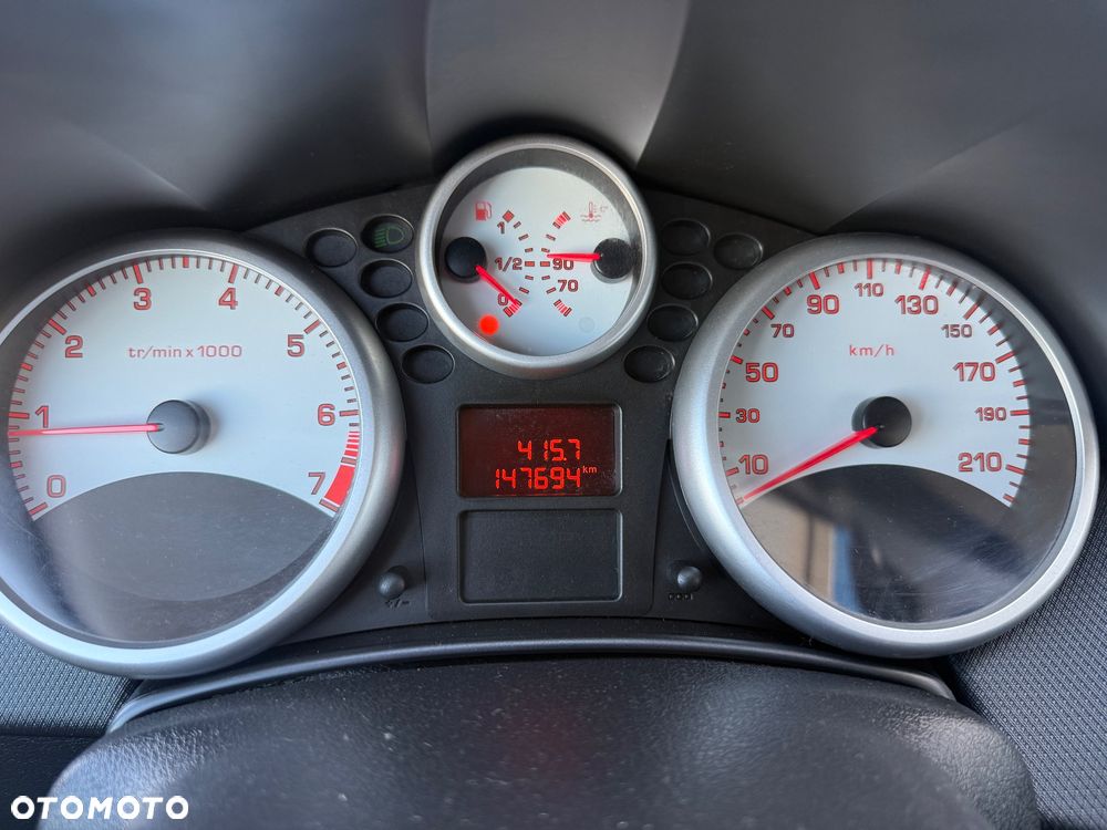 Peugeot 207 1.4 16V Trendy - 17