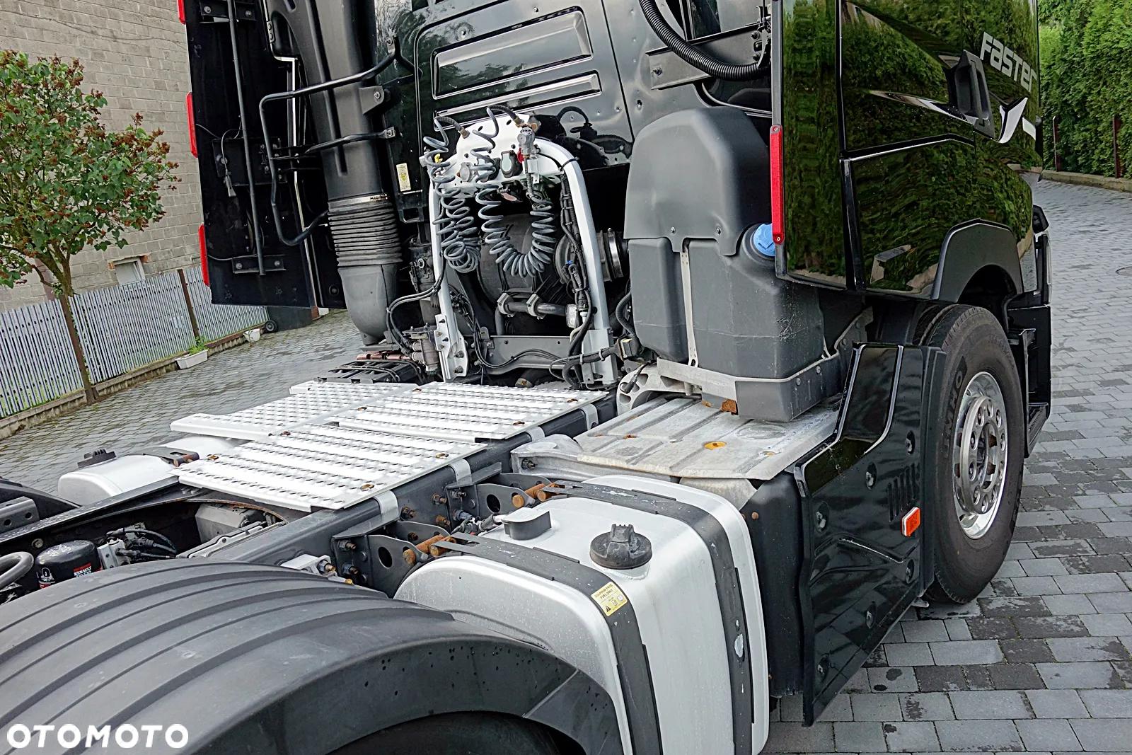 Renault GAMA T520 PUSCHER DMC 70T OŚ SKRĘTNA PODNOSZONA WYSOKA KABINA ALUFELGI KLIMA POSTOJOWA - 31