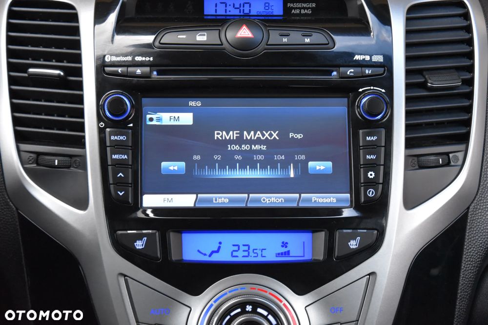 Hyundai ix20 1.4 blue YES - 26