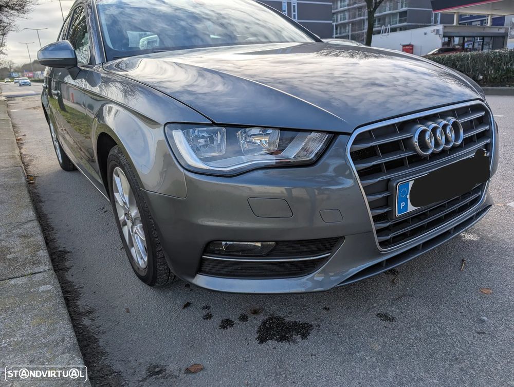 Audi A3 Sportback 1.6 TDI Attraction - 8