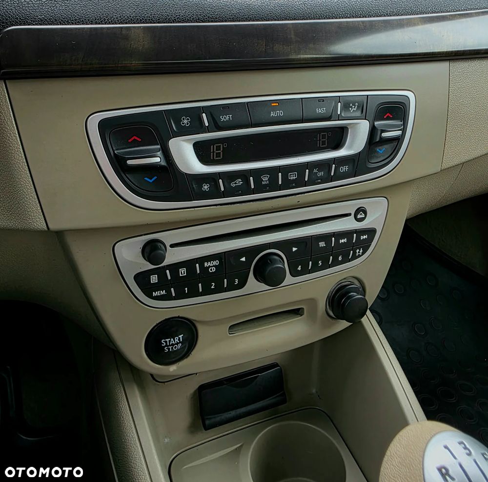 Renault Fluence - 23