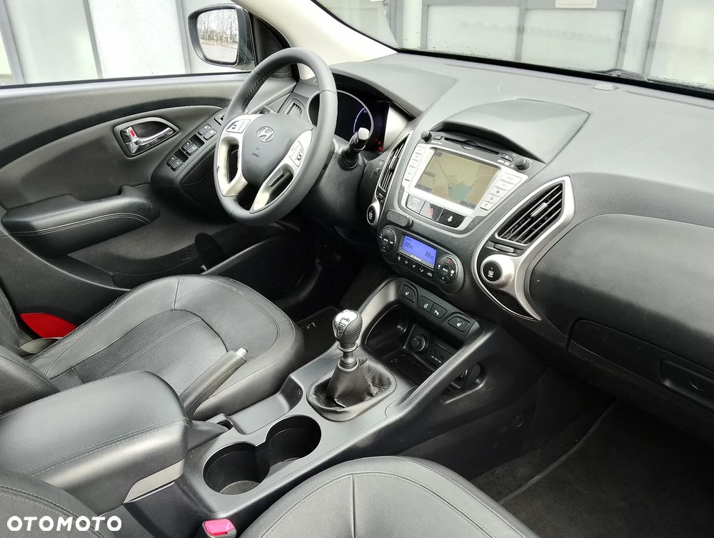 Hyundai ix35 1.7 CRDi 2WD blue Style - 11