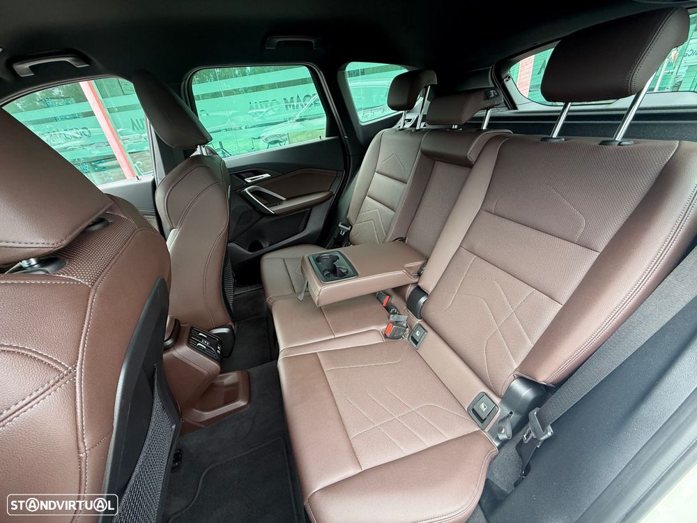 BMW X1 sDrive18i Pack Desportivo M - 3
