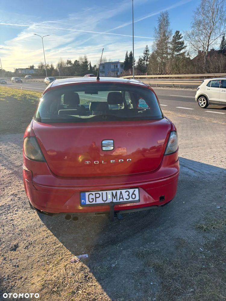 Seat Toledo 2.0 TDI Stylance DSG - 5