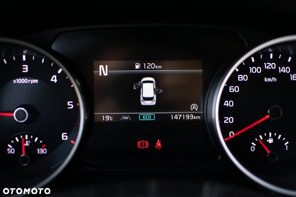 Kia Ceed 1.6 CRDi SCR M - 13