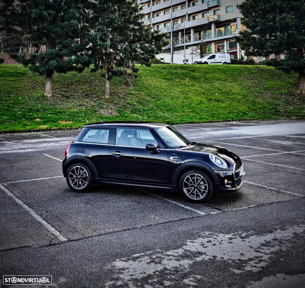 MINI 3 Portas One - 18