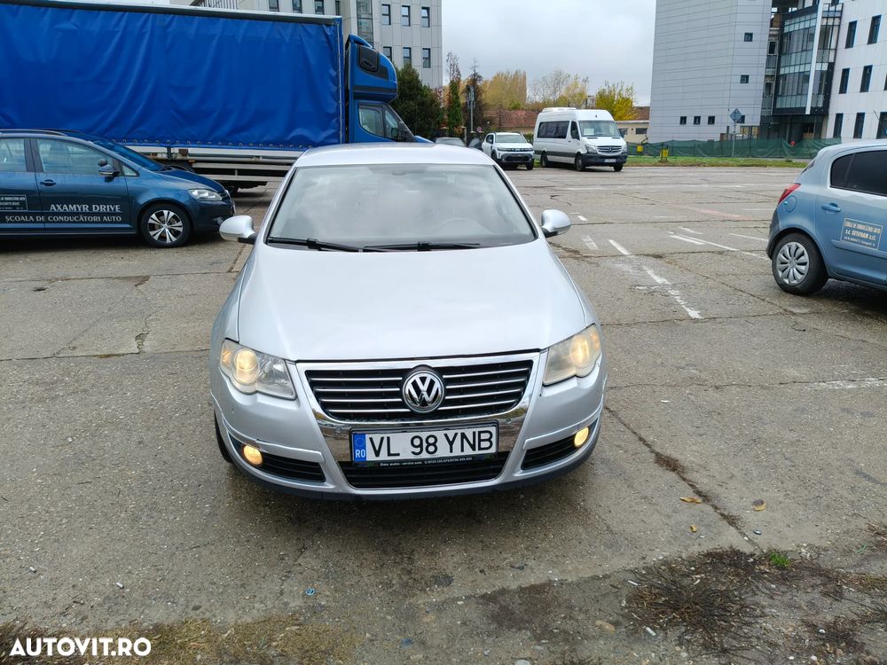 Volkswagen Passat Variant 2.0 TDI Highline DPF 4Motion - 26