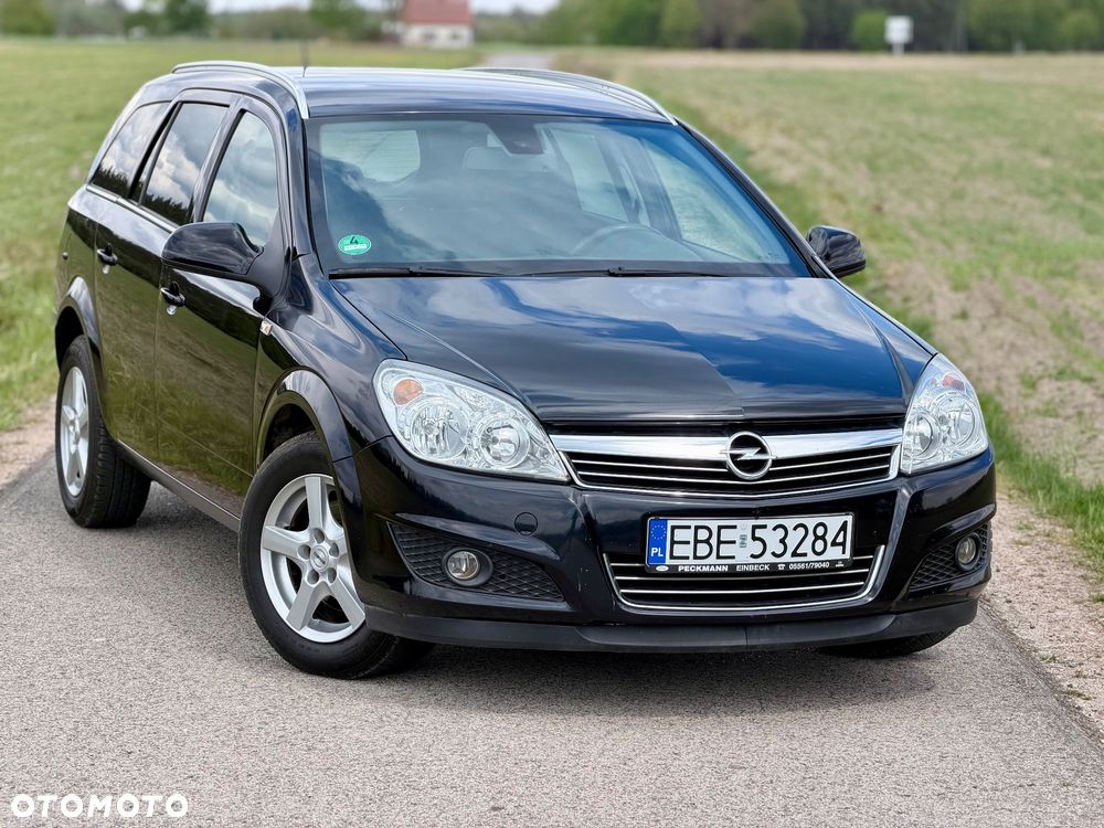 Opel Astra 1.6 Design Edition - 14