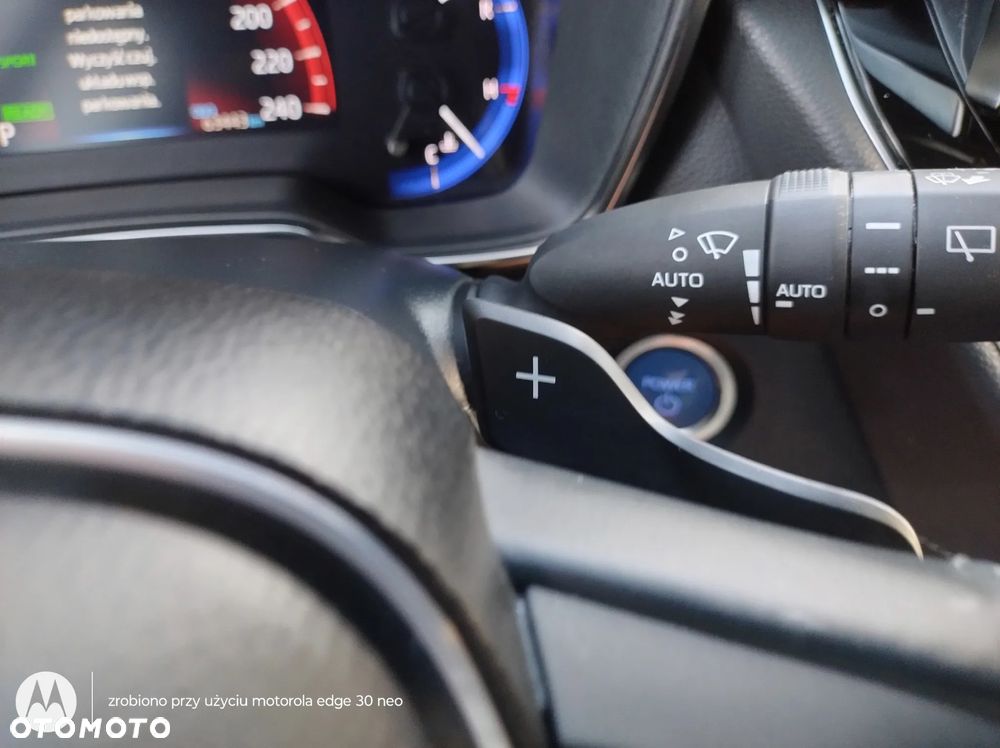 Toyota Corolla 2.0 Hybrid Style - 23