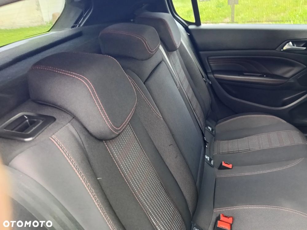 Peugeot 308 PureTech 130 GPF EAT8 Black Edition - 10