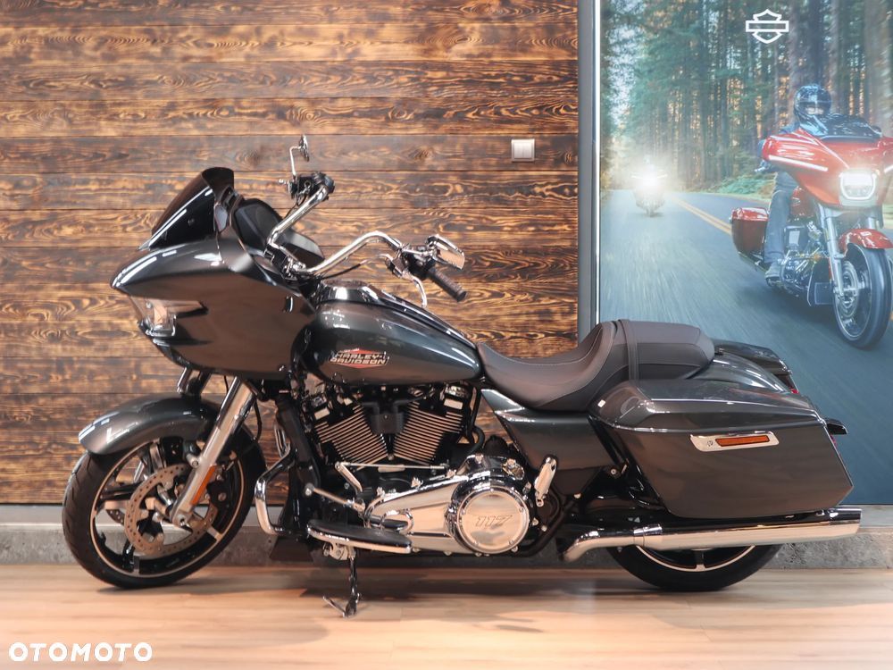 Harley-Davidson Touring Road Glide - 5