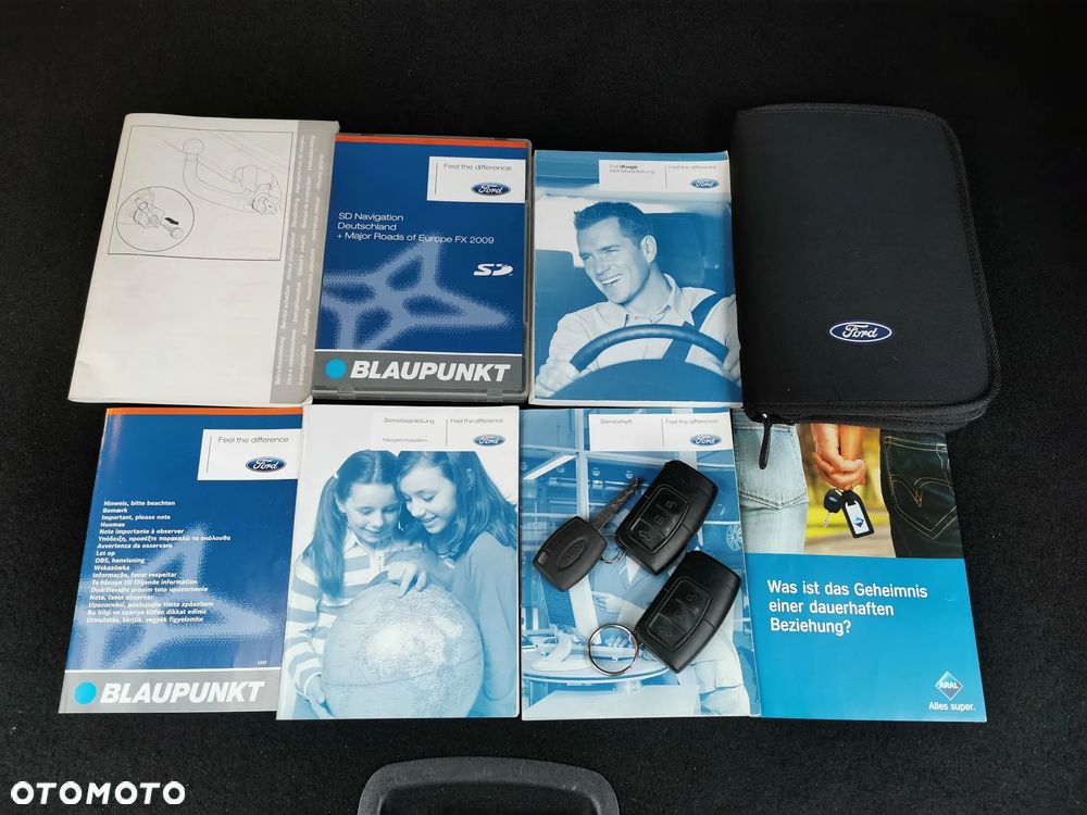 Ford Kuga 2.0 TDCi 2x4 Titanium - 40