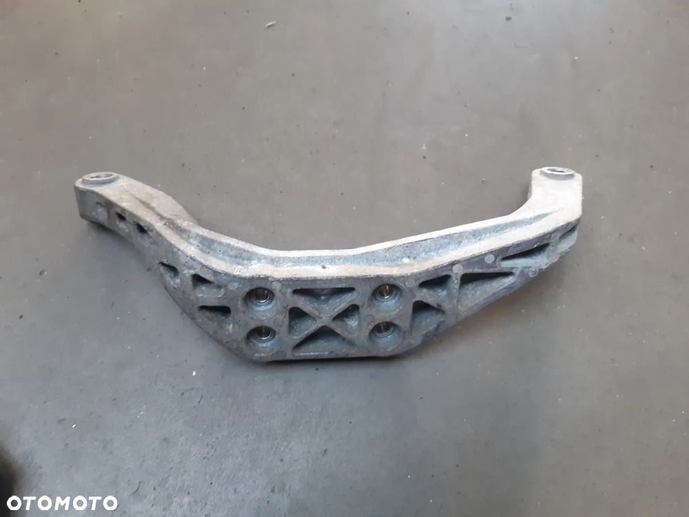 ŁAPA PODPORA MOSTU TYŁ DISCOVERY SPORT L550 6717015190 - 2