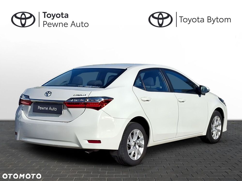 Toyota Corolla 1.6 Classic Plus - 5