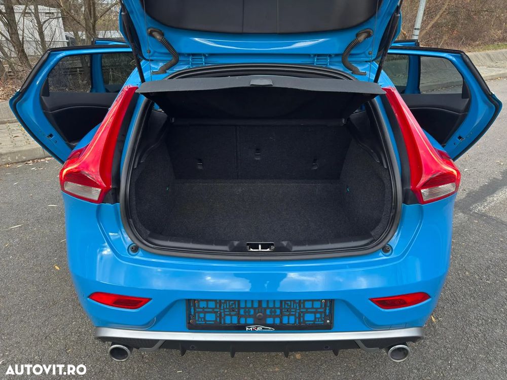 Volvo V40 D4 RDesign - 31