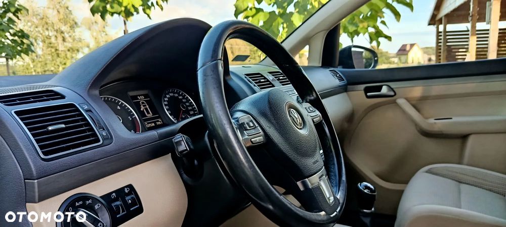 Volkswagen Touran 1.6 TDI DPF BlueMotion Technology Life - 18