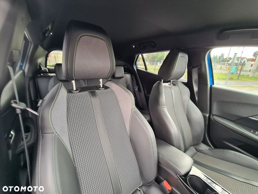 Peugeot 2008 1.2 PureTech GT S&S - 30