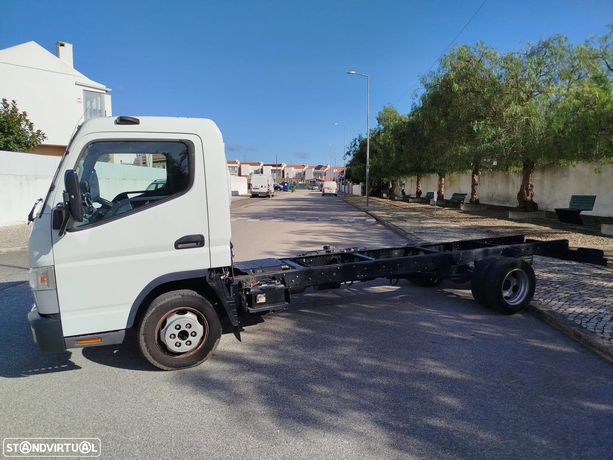 Mitsubishi Canter Fuso - 4
