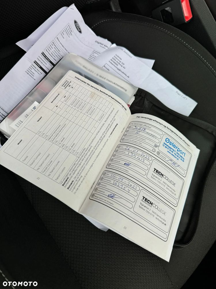 Ford S-Max 2.0 TDCi Titanium PowerShift - 31