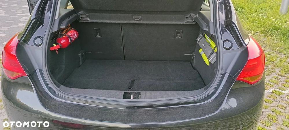 Opel Astra 1.6 - 17