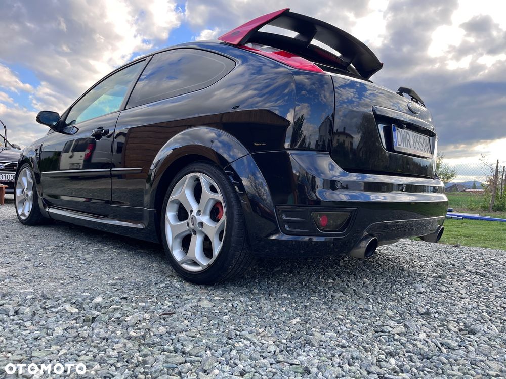 Ford Focus 2.5 ST - 8