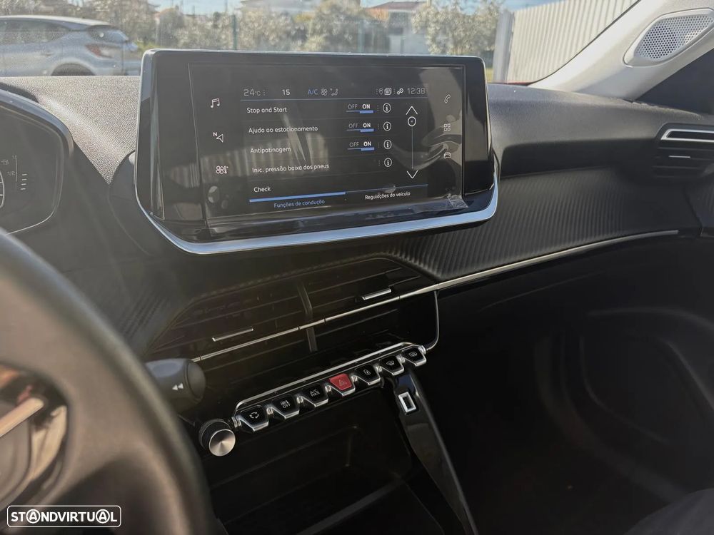 Peugeot 2008 1.2 PureTech Style - 7