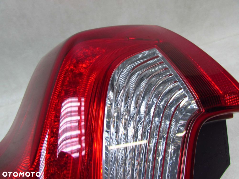 VOLVO V60 10- LAMPA TYL PRAWA 31214964 - 7