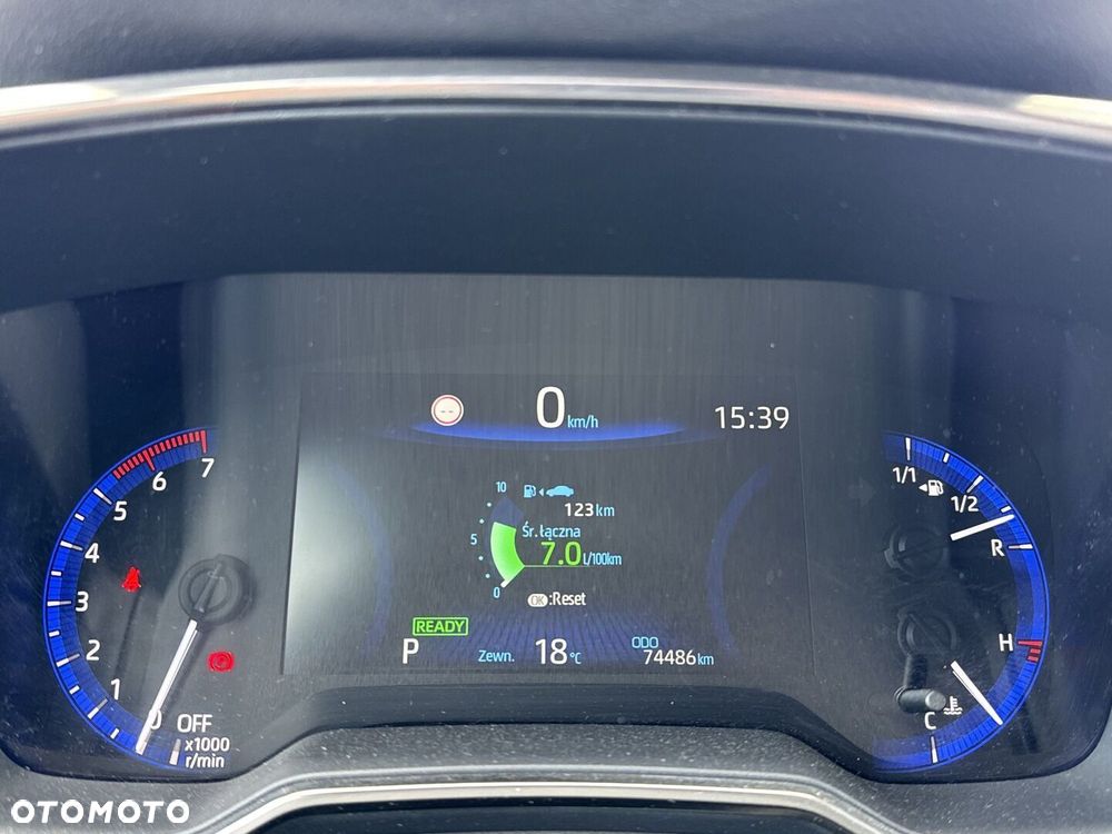 Toyota Corolla 1.8 Hybrid Comfort - 19