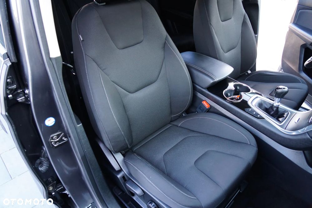 Ford S-Max 2.0 TDCi Titanium - 25