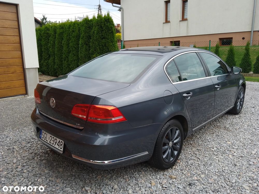 Volkswagen Passat 1.6 TDI DPF BlueMot Highline - 6