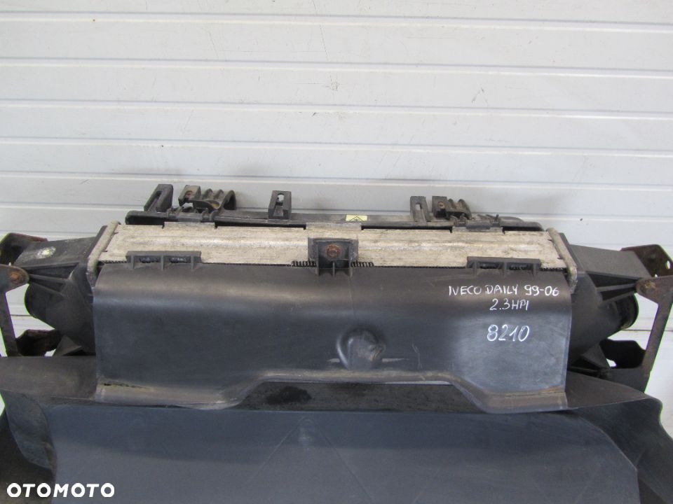 iveco daily 2.3HPI 99-06 chłodnica wody-intercoolera - 2