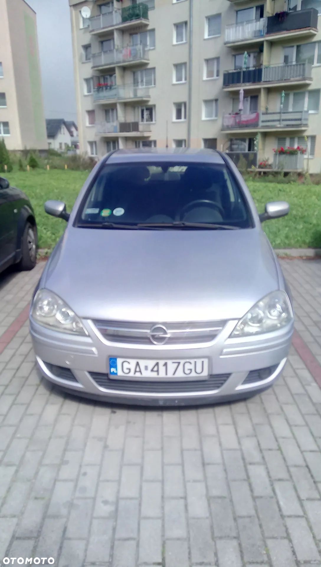 Opel Corsa 1.2 16V Essentia - 1